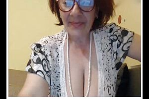granny,webcam,straight